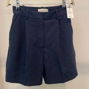 Abercrombie & Fitch Ultra High Rise Tailored Short - Navy XS NWT